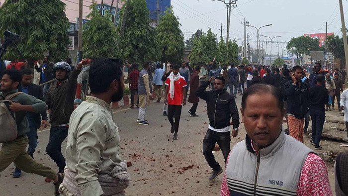 হবিগঞ্জে বিএনপি-পুলিশ সংঘর্ষে সাংবাদিকসহ গুলিবিদ্ধ ৫