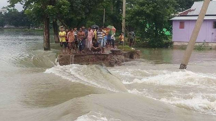 সিলেটে বন্যা, ভোগান্তিতে সোয়া ৮ লাখ মানুষ