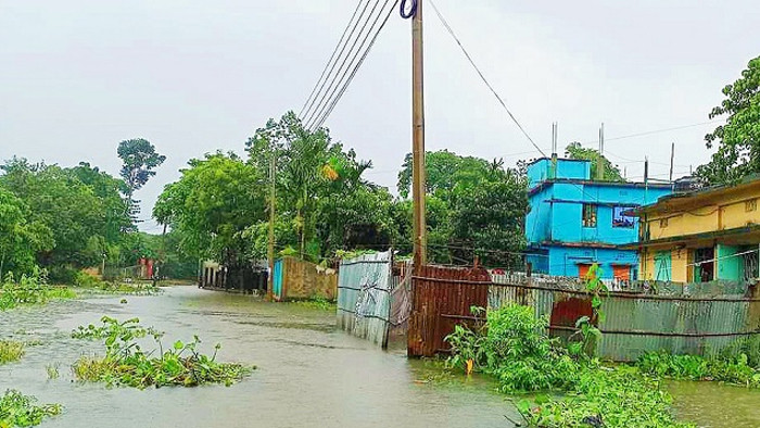 সুনামগঞ্জে আবারও বাড়ছে নদ-নদীর পানি, তীব্র বন্যার সম্ভাবনা