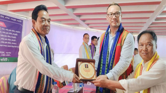 খাগড়াছড়িতে ত্রিপুরা জনপ্রতিনিধি ও কৃতী ব্যক্তিদের সংবর্ধনা খাগড়াছড়িতে ত্রিপুরা জনপ্রতিনিধি ও কৃতী ব্যক্তিদের সংবর্ধনা