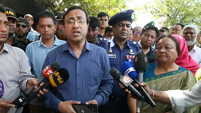 অবরোধ প্রত্যাহার করলে ১৪৪ ধারা তুলে নেয়া হবে- ঘোষনা ডিসির