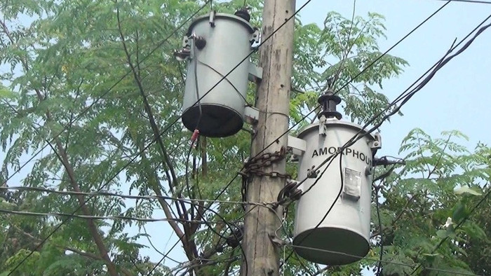 ট্রান্সফরমার চুরি করতে গিয়ে বিদ্যুৎস্পৃষ্টে চোরের মৃত্যু