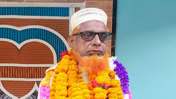 নওগাঁ-২ আসনে জামায়াতের চমক: হাড্ডাহাড্ডি লড়াইয়ে জয়ী এনামুল হক