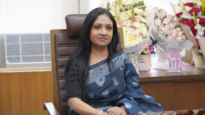 বাবার ‘চেয়ার’ পেয়ে প্রতিমন্ত্রী ফারজানা শারমিনের আবেগঘন বার্তা