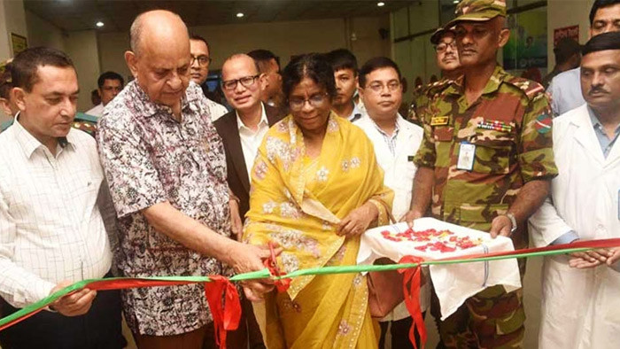 সরকারি হাসপাতালে সবকিছু বিনামূল্যে হবে: স্বাস্থ্যমন্ত্রী