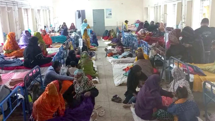 তীব্র শীতে হাসপাতালে বেড়েছে রোগীর চাপ