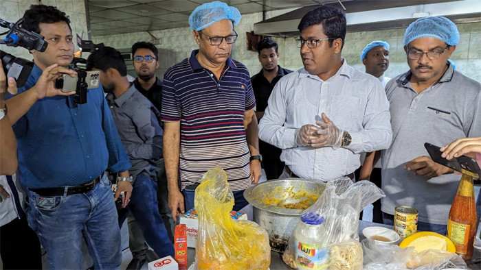 বিজয়নগর `হোটেল ৭১’ কে তিন লাখ টাকা জরিমানা বিজয়নগর `হোটেল ৭১’ কে তিন লাখ টাকা জরিমানা