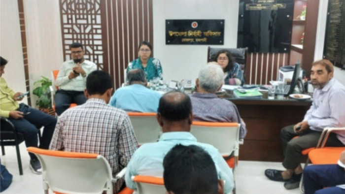 বীজ আলুর সংকট নিরসনে জরুরি সভা