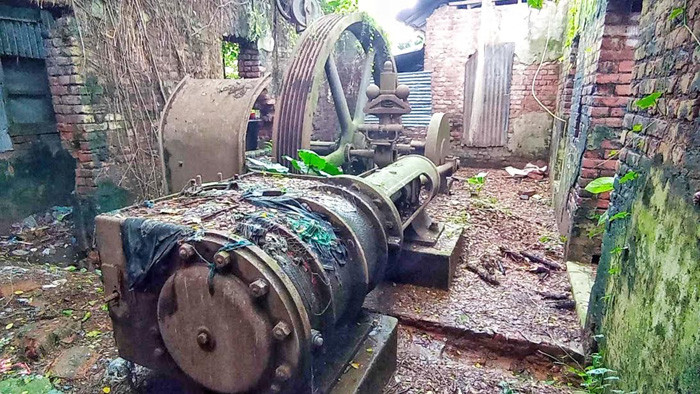 কালের সাক্ষী হয়ে পড়ে আছে দ: এশিয়ার বৃহত্তম মোহাম্মদীয়া অয়েল অ্যান্ড রাইস মিল