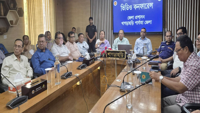 খাগড়াছড়িতে এমপিওভুক্ত ৬৪জন শিক্ষক-কর্মচারীদের অবসর ও কল্যাণ সুবিধার অর্থ প্রদান