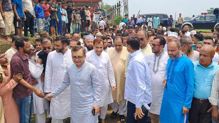 জ্বালানি তেলের দাম বৃদ্ধিতেও মূল্যস্ফীতিতে প্রভাব পড়বে না- মন্ত্রী খন্দকার মুক্তাদির