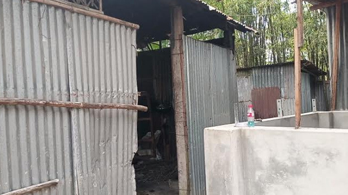 কুড়িগ্রামে প্রতিবেশীর অত্যাচারে মহিলা কাউন্সিলরের পরিবার উচ্ছেদ আতঙ্ক