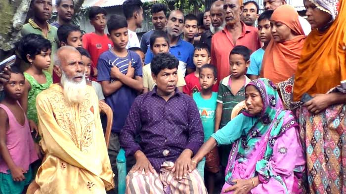 ২৮বছর পর ফিরে পেলো হারিয়ে যাওয়া সন্তানকে