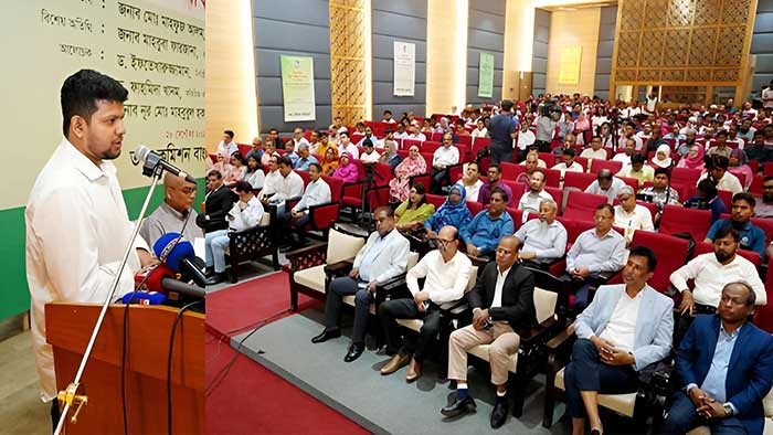 শীঘ্রই গঠন হবে তথ্য কমিশন : তথ্য ও সম্প্রচার উপদেষ্টা