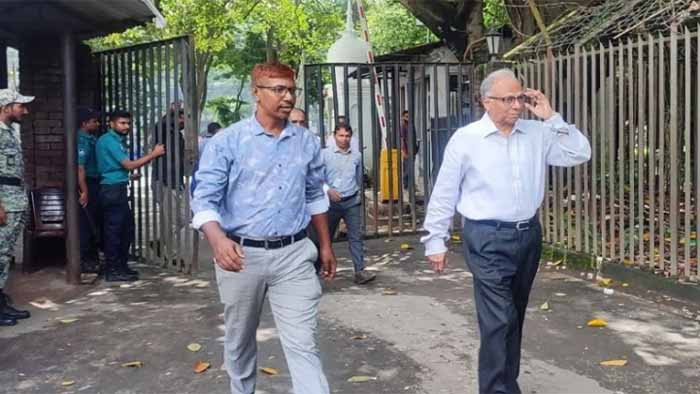 শেখ হাসিনা ও আসাদুজ্জামান খানসহ তিনজনের বিরুদ্ধে সাক্ষ্য দিতে ট্রাইব্যুনালে মাহমুদুর রহমান