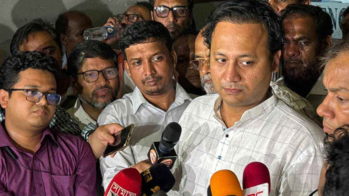 হাইকোর্টের আদেশে অসন্তুষ্ট শিক্ষামন্ত্রী, করবেন আপিল!