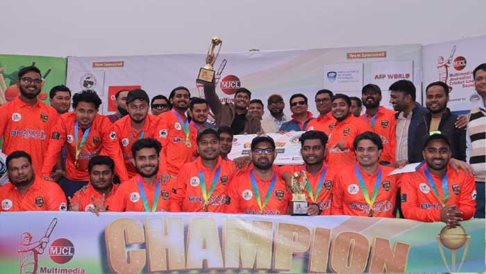 উৎসব ও আনন্দে পর্দা নামলো মাল্টিমিডিয়া জার্নালিস্ট ক্রিকেট লিগের তৃতীয় আসর