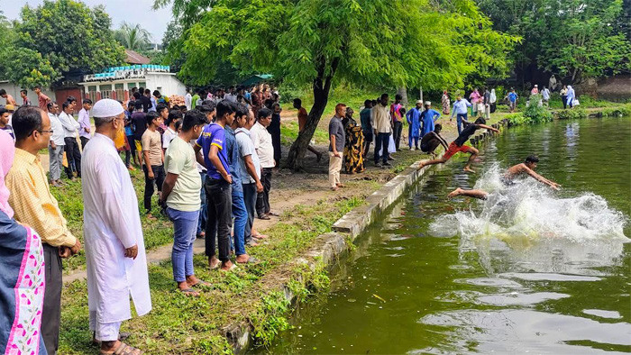 নওগাঁর ধামইরহাটে গ্রীষ্মকালীন ক্রীড়া প্রতিযোগিতার উদ্বোধন