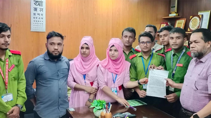 নীলফামারীতে অনিবন্ধিত ও ভুয়া নার্স নির্মুলে অভিযান পরিচালনার দাবী