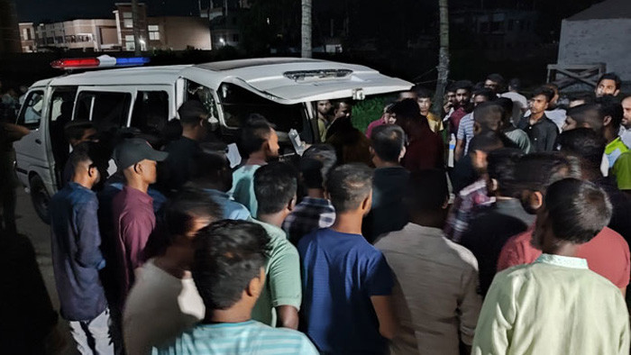 ছাত্রলীগের ৮ জন গুলিবিদ্ধসহ আহত ১১
