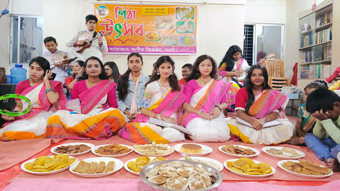 নওগাঁ সংগীত নিকেতনের আয়োজনে পিঠা উৎসব: ঐতিহ্যের আবহে এক আনন্দঘন দিন