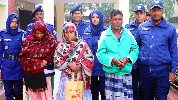 নওগাঁয় স্বর্ণ চুরির ঘটনায় আন্তঃজেলা চোর চক্রের তিন সদস্য গ্রেফতার