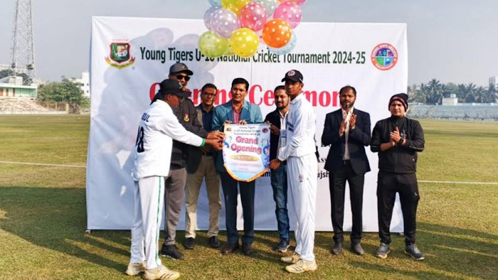 রাজশাহীতে ইয়ং টাইগার্স অনূর্ধ্ব-১৮ জাতীয় ক্রিকেট টুর্নামেন্টের উদ্বোধন