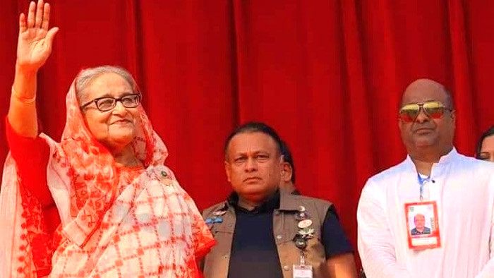 ময়মনসিংহ ৪ আসনের প্রচারনায় নৌকার মাঝি মোহিত উর রহমান শান্ত
