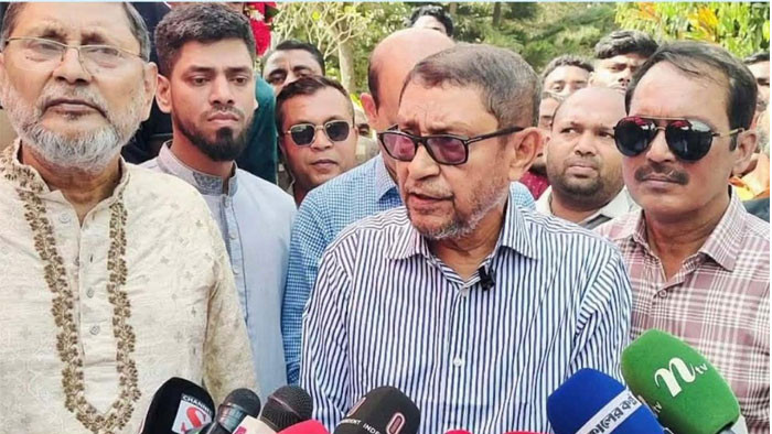 চিকিৎসা সেবা জনগণের দোরগোড়ায় পৌঁছানোর প্রতিশ্রুতি স্বাস্থ্য মন্ত্রীর