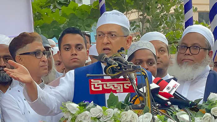 নির্বাচনের আগে একটি দল জাতির মধ্যে বিভক্তি সৃষ্টি করতে চায়- সালাহউদ্দিন আহমদ