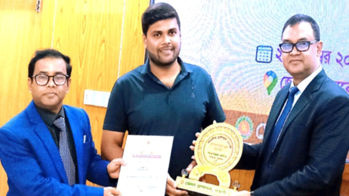 মহাদেবপুরের ‘শিব বিগ্রহ’ মন্দির শ্রেষ্ঠ পূজা মন্ডপ নির্বাচিত