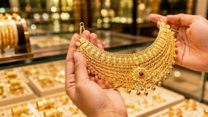 সোনার দাম ভরিতে কমল ২,১৫৮ টাকা