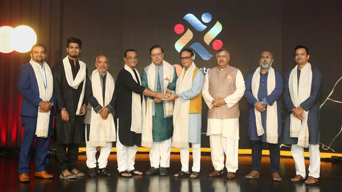 ৩টি ক্যাটাগরিতে মাস্টারকার্ড এক্সিলেন্স অ্যাওয়ার্ডস ’২৪ গ্রহণ করল সাউথইস্ট ব্যাংক পিএলসি.