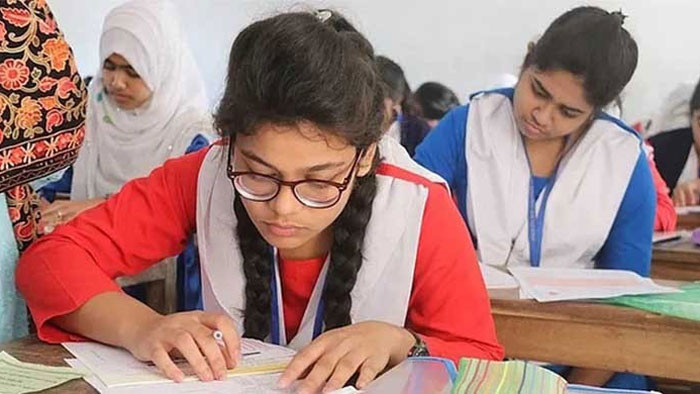 পেছাল গণিত পরীক্ষা, এসএসসির নতুন রুটিন প্রকাশ
