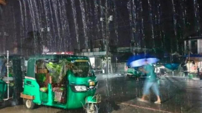 সিলেটে মশাল ধারে বৃষ্টি হচ্ছে, নদ-নদীর পানি বৃদ্ধি