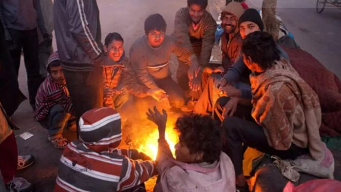 সারা দেশ কাঁপছে কনকনে শীতে, ২৩ জেলায় তাপমাত্রা ১২ ডিগ্রির নিচে