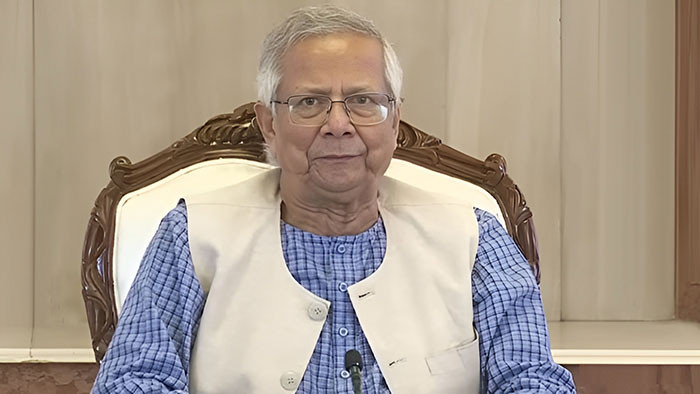 কড়াইল বস্তিতে আগুনের ঘটনায় প্রধান উপদেষ্টার উদ্বেগ ও সমবেদনা