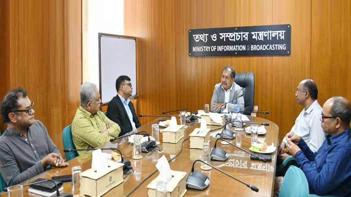তথ্যমন্ত্রী সাথে ব্রডকাস্ট জার্নালিস্ট সেন্টারের প্রতিনিধি দলের সাক্ষাৎ