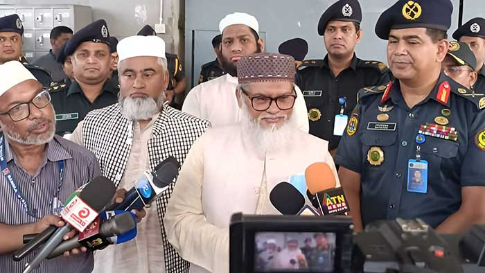জেলখানায় বন্দিদের স্বাভাবিক জীবনে ফিরে যাওয়ার ব্যবস্থা রাখতে হবে- ধর্ম উপদেষ্টা