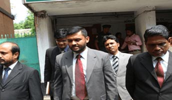 নিজামীর আইনজীদের অপহরণ ও বাসা তল্লাশীর অভিযোগ